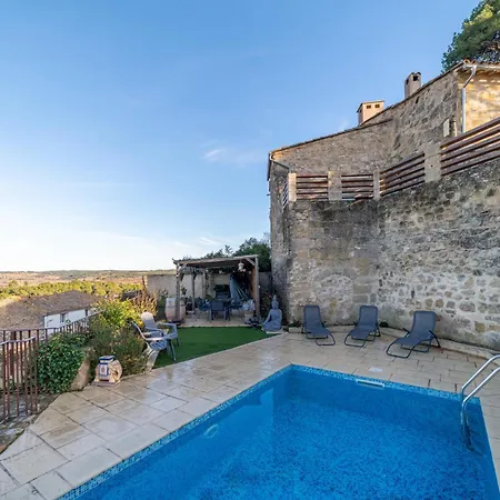 La Rose Du Vent Bed and Breakfast 4*
